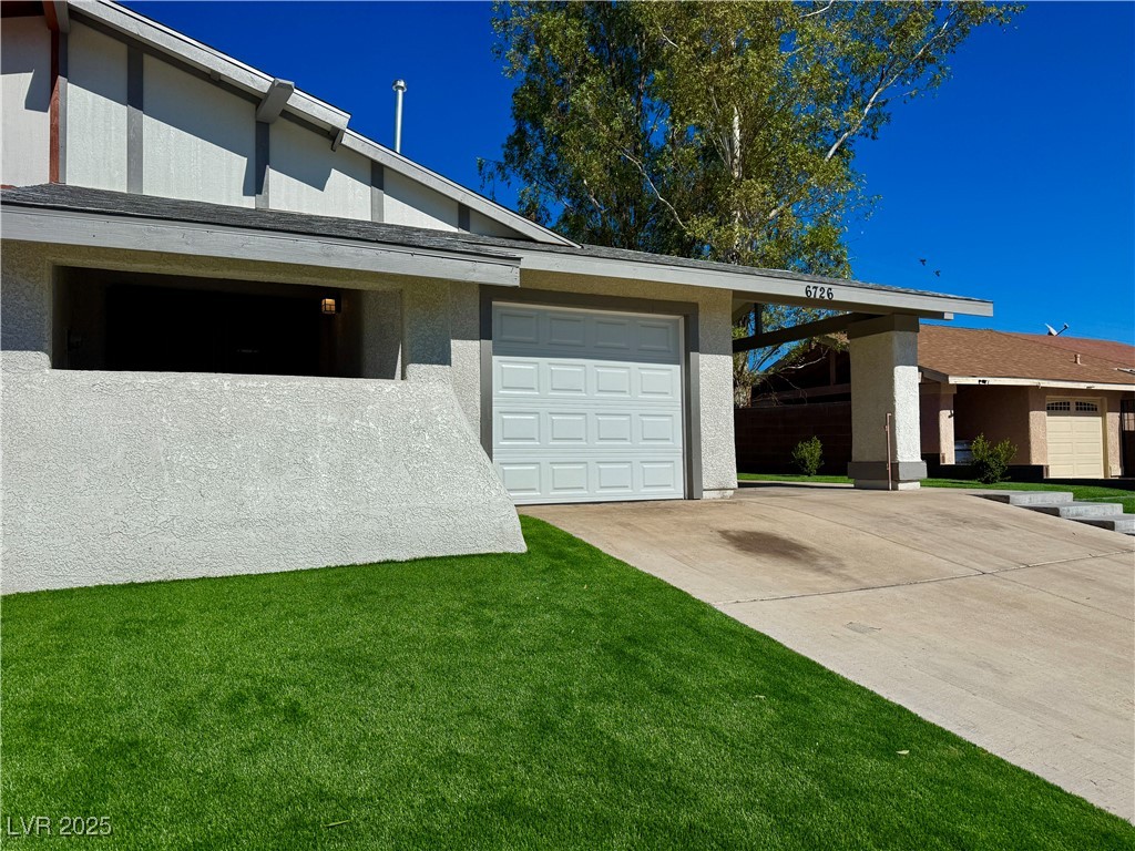 6726 Oak Valley Drive