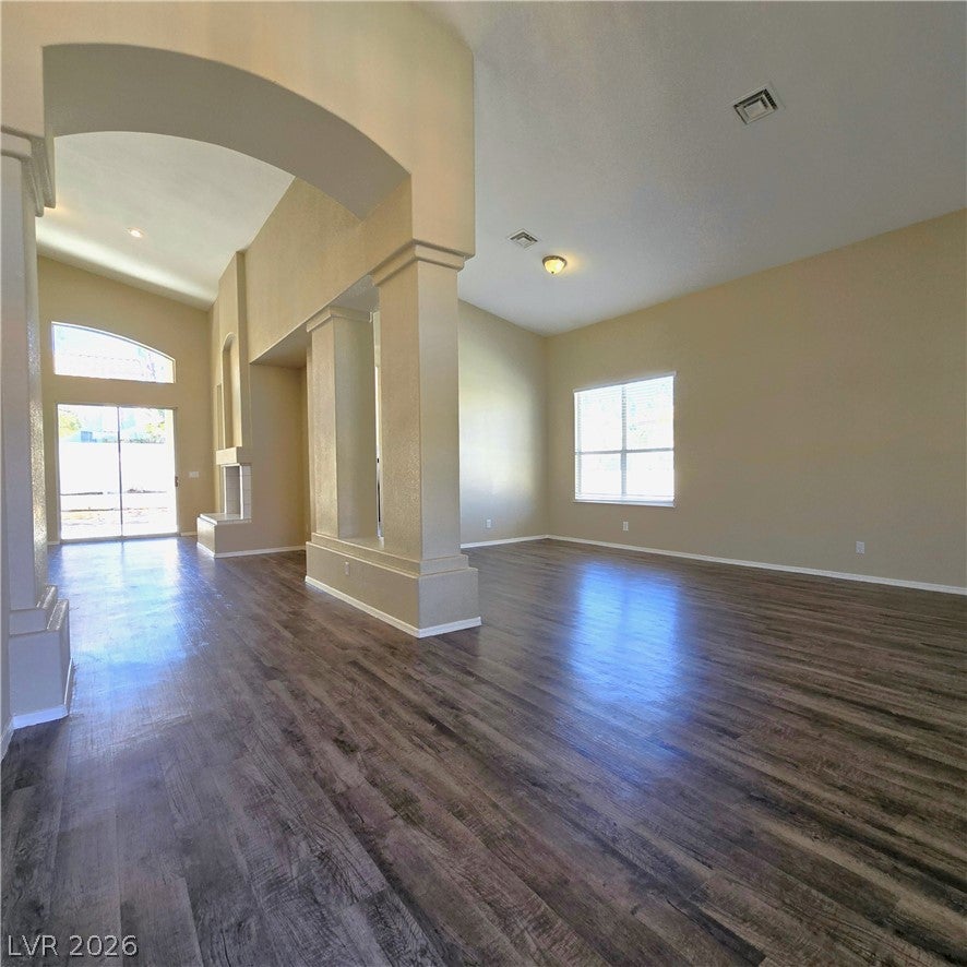 1445 Castle Crest Drive