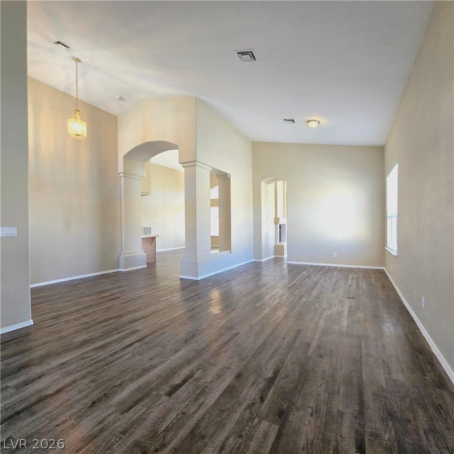 1445 Castle Crest Drive