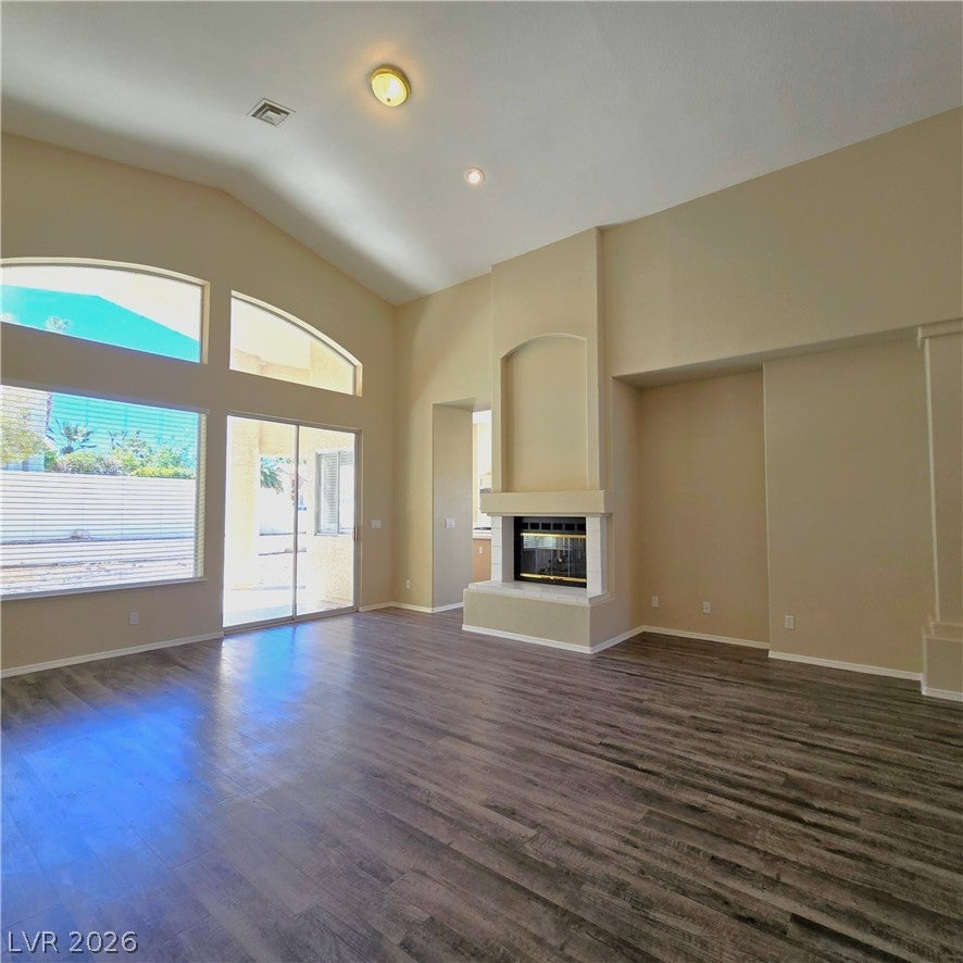 1445 Castle Crest Drive