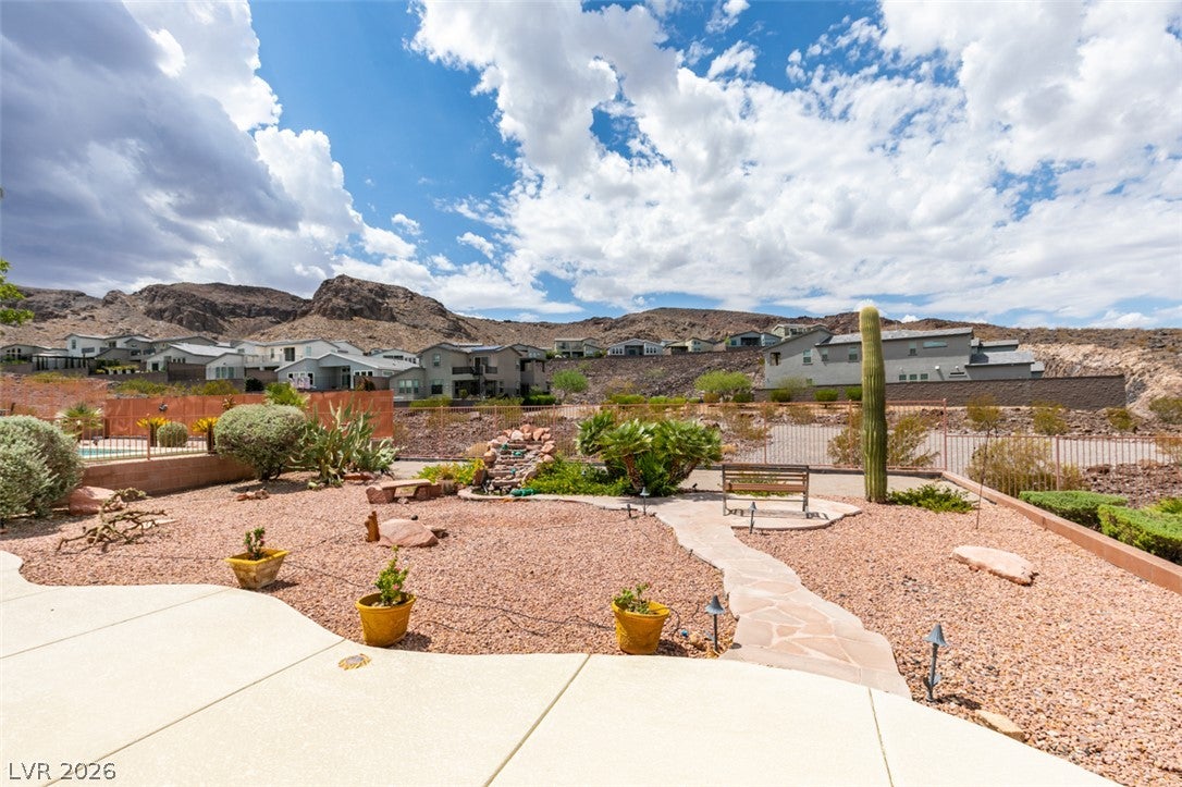 2087 King Mesa Drive