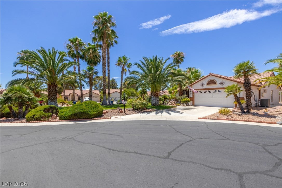 5521 Cranwood Court
