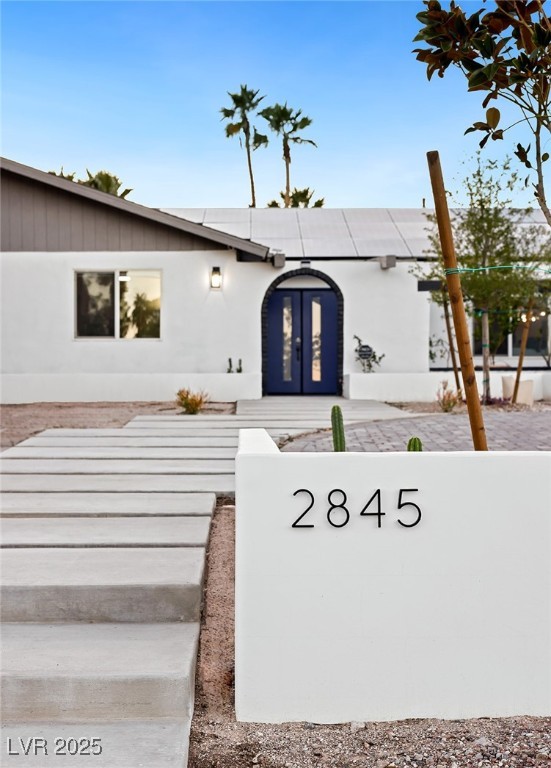 Properties 1 2845 Rosanna Street