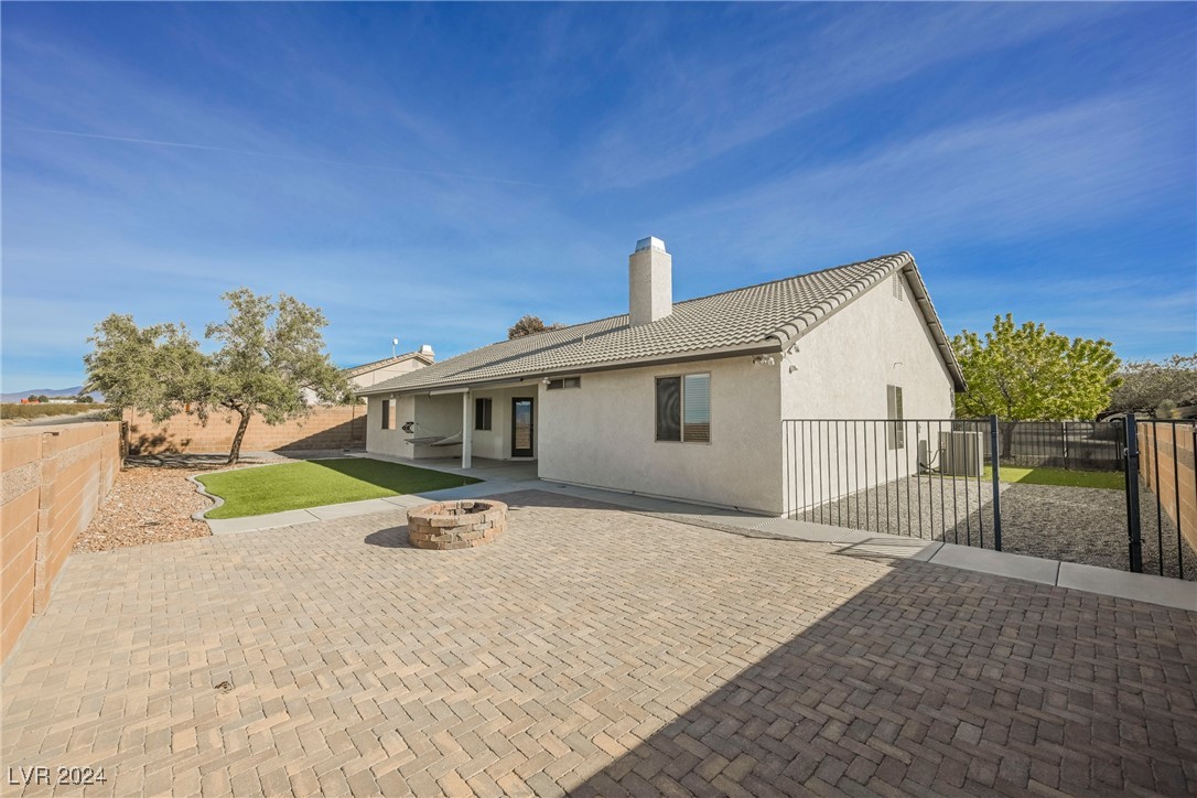 1960 S Vineyard Drive, Pahrump, Nevada image 2