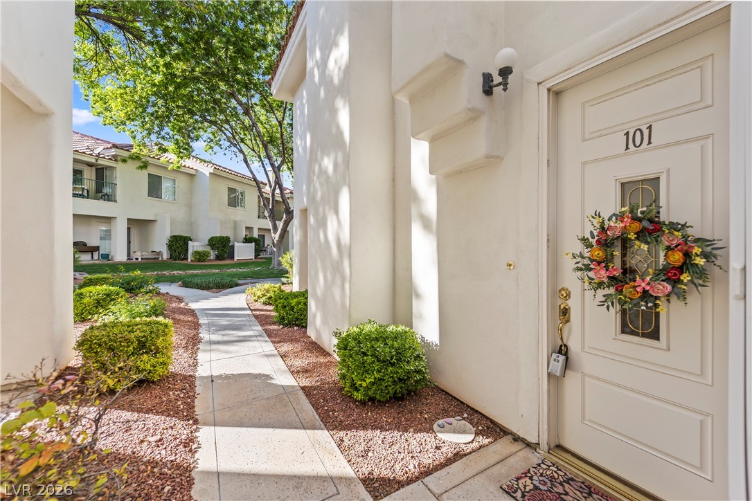 7640 Rolling View Drive 101