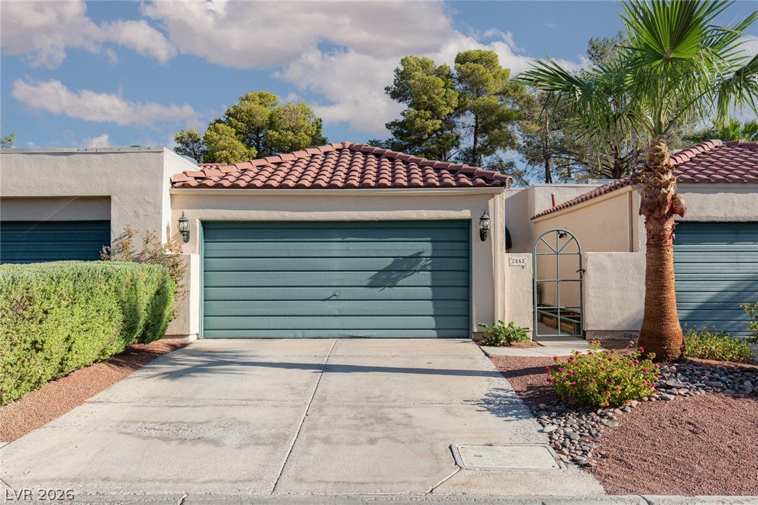 2882 Bridgepointe Drive