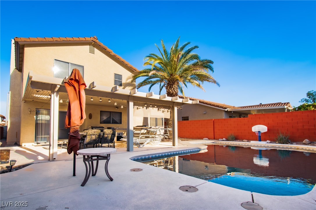 319 Carrington Street