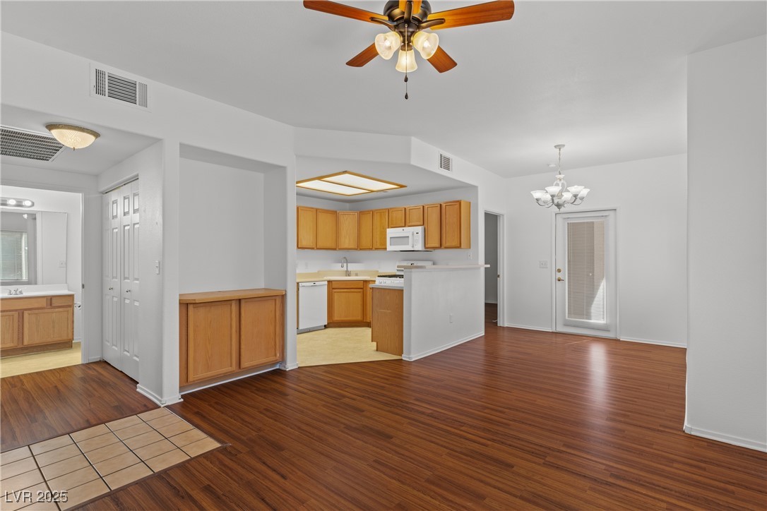 9580 W Reno Avenue 130