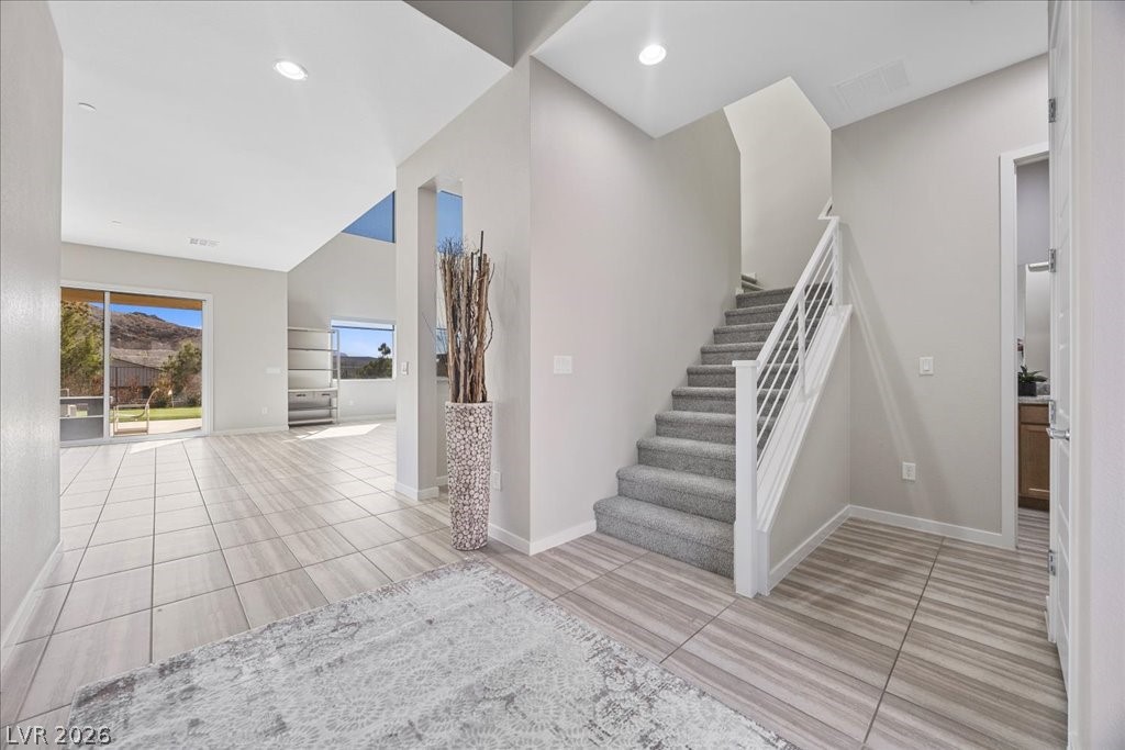 13 Scenic Terrain Avenue