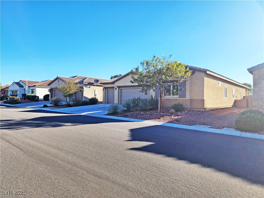 5441 E La Campana Drive