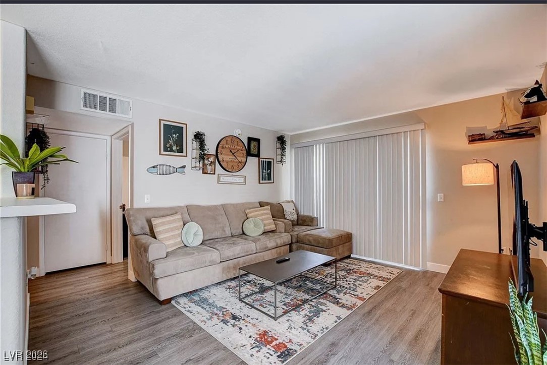 5710 E Tropicana Avenue 1093