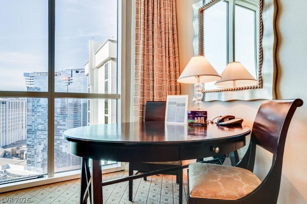 125 E Harmon Avenue 311