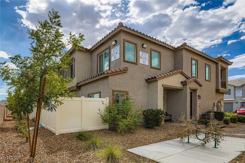 Townhouse For Sale - 3717 Canis Minor Drive #11101<br/> Henderson, NV 89052