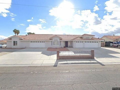1637 E Robindale Road Las Vegas NV 89123