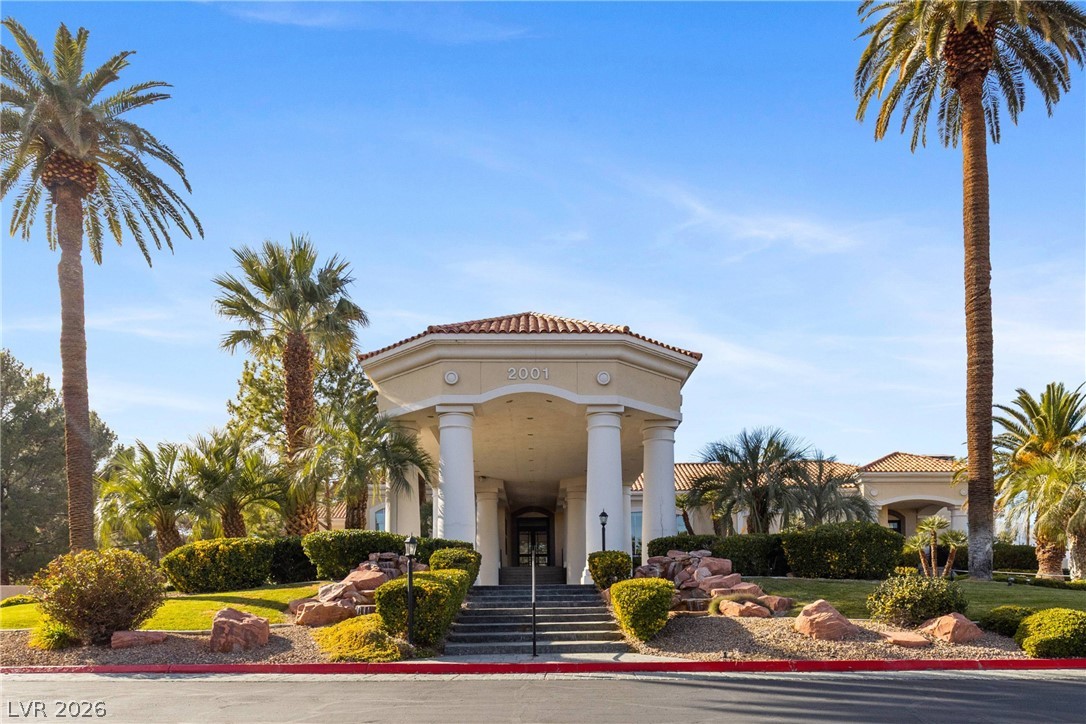 9001 Emerald Hill Way