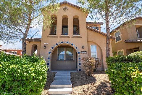Photo of 3175 Via Seranova, Henderson, NV 89044 (MLS # 2781452)