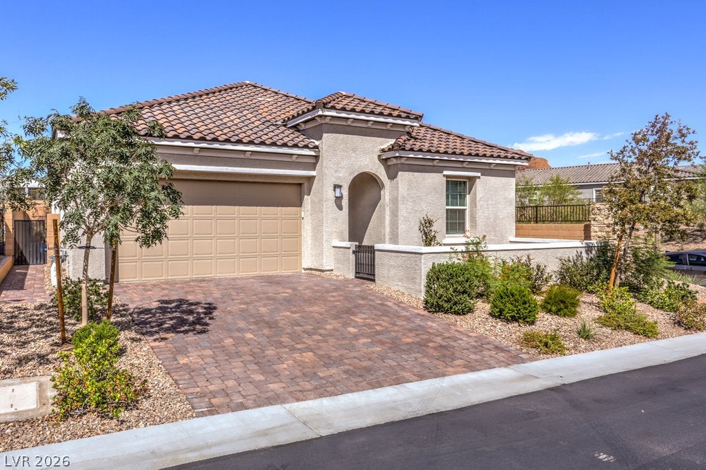 77 Cathedral Wash Place