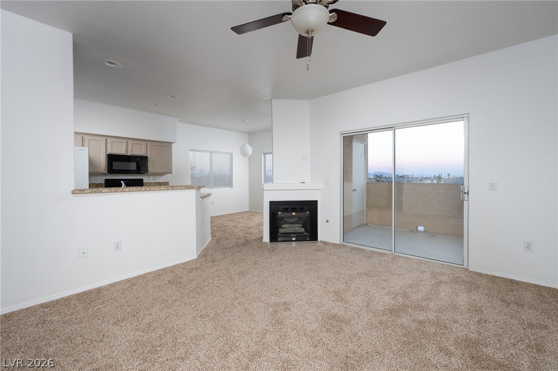 8501 W University Avenue 2081