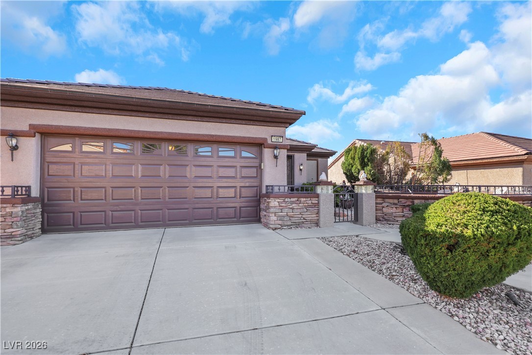 1987 Oliver Springs Street