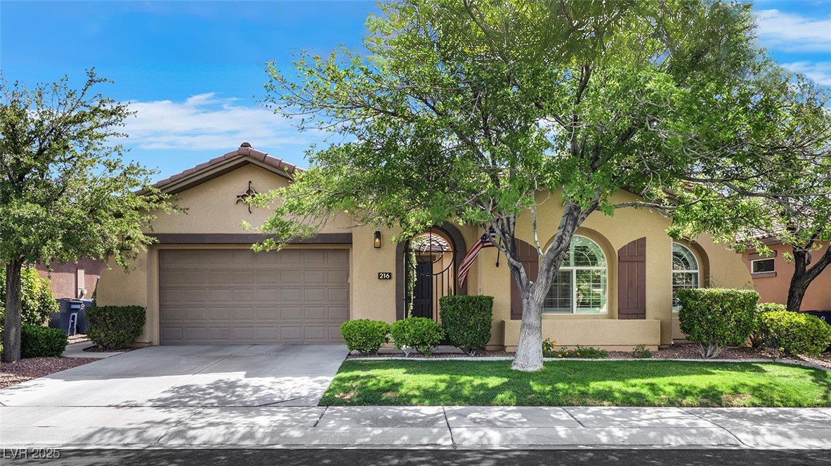 Las Vegas, Nevada 89138, United States, 4 Bedrooms Bedrooms, ,3 BathroomsBathrooms,Residential,Pending,212138