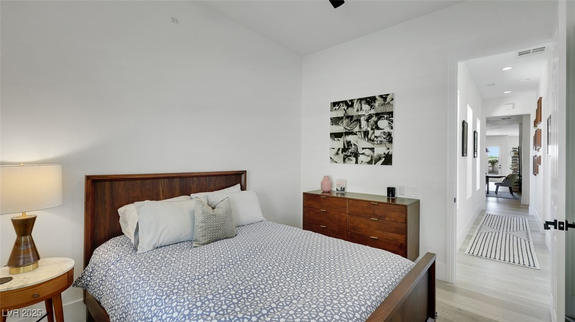 Las Vegas, Nevada 89138, United States, 4 Bedrooms Bedrooms, ,3 BathroomsBathrooms,Residential,Pending,212138