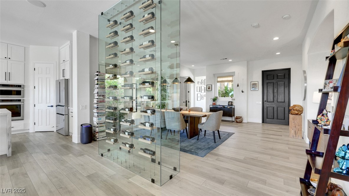 Las Vegas, Nevada 89138, United States, 4 Bedrooms Bedrooms, ,3 BathroomsBathrooms,Residential,Pending,212138