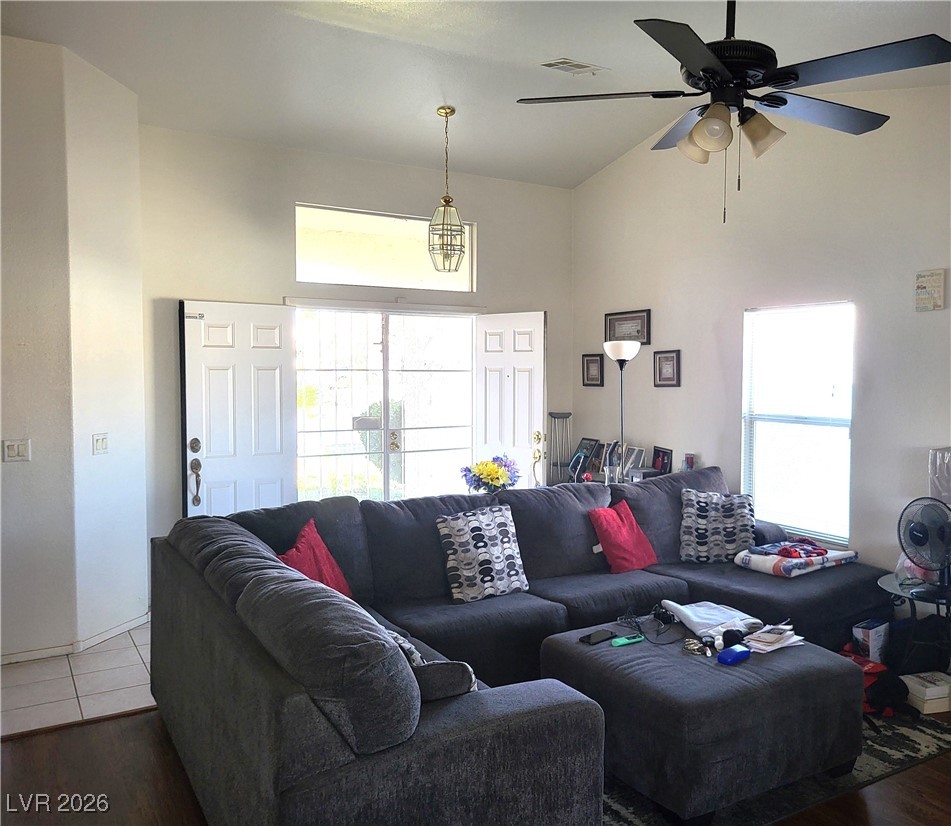 6134 Evening View Street