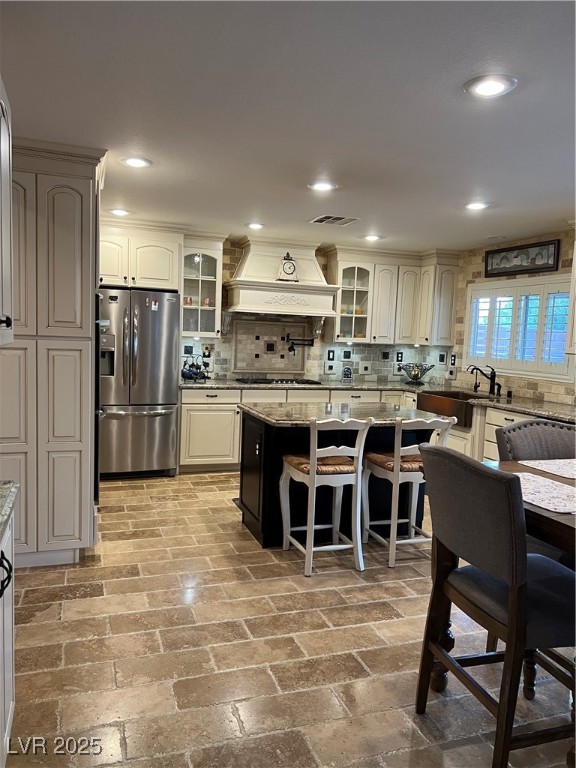 5516 Coyote Falls Court, Las Vegas, Nevada image 10