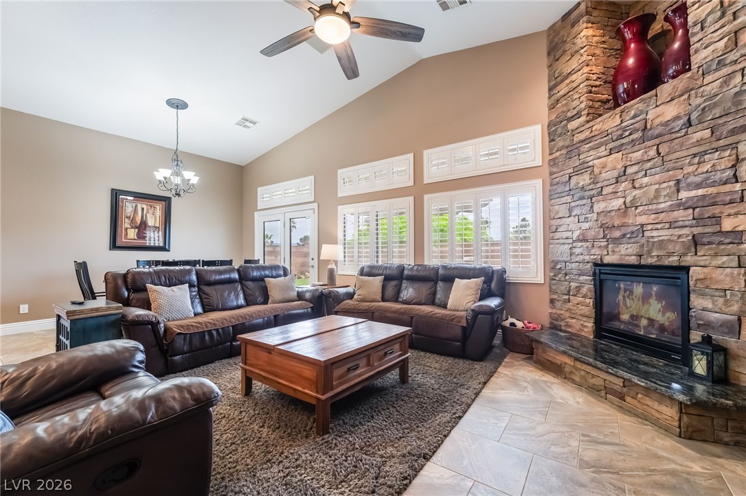 5581 Exotic Rosette Avenue