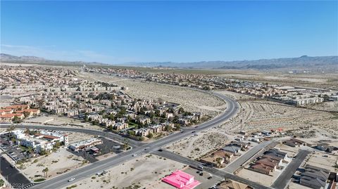 Single Family Residence in Laughlin NV 2012 Duke Of York Drive 61.jpg