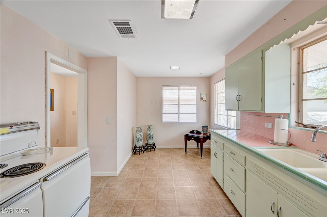 557 6th Street, Boulder City, Nevada image 5
