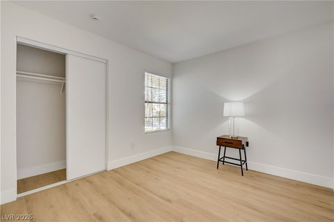 Tiny photo for 3131 White Rose Way, Henderson, NV 89014 (MLS # 2798327)
