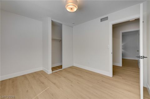 Tiny photo for 3131 White Rose Way, Henderson, NV 89014 (MLS # 2798327)