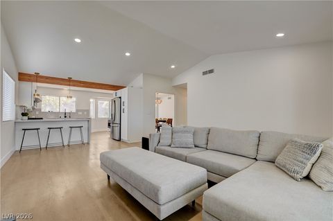 Tiny photo for 3131 White Rose Way, Henderson, NV 89014 (MLS # 2798327)