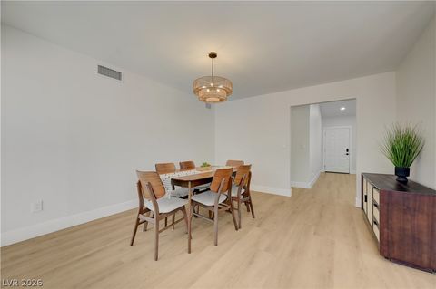 Tiny photo for 3131 White Rose Way, Henderson, NV 89014 (MLS # 2798327)