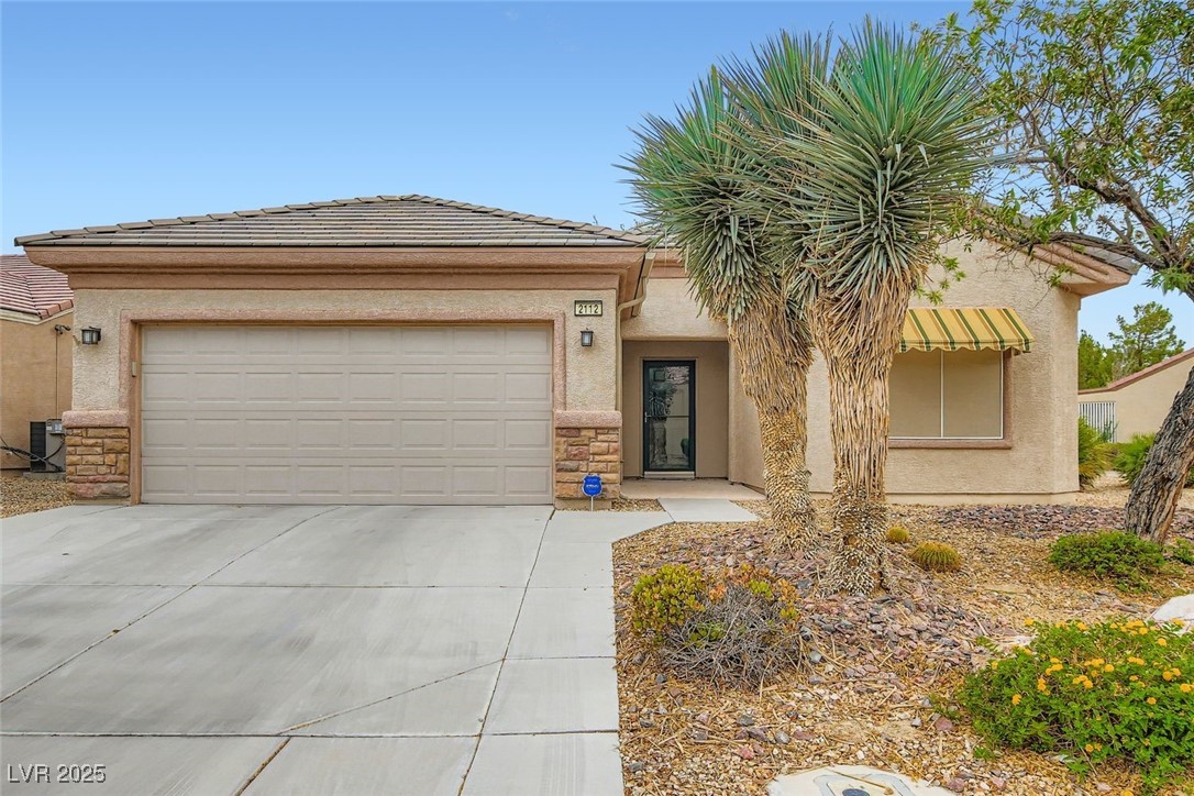Properties 1 2112 Night Parrot Avenue