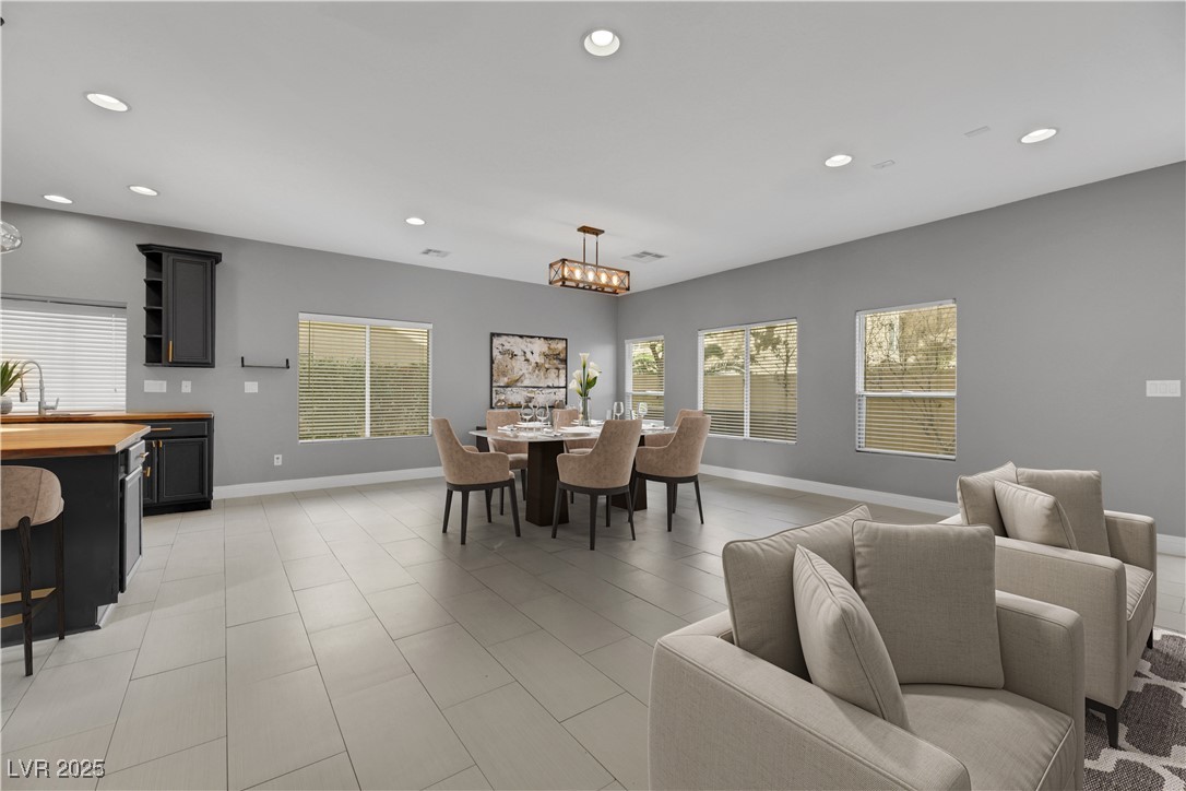 Las Vegas, Nevada 89141, United States, 3 Bedrooms Bedrooms, ,3 BathroomsBathrooms,Residential,Pending,20814