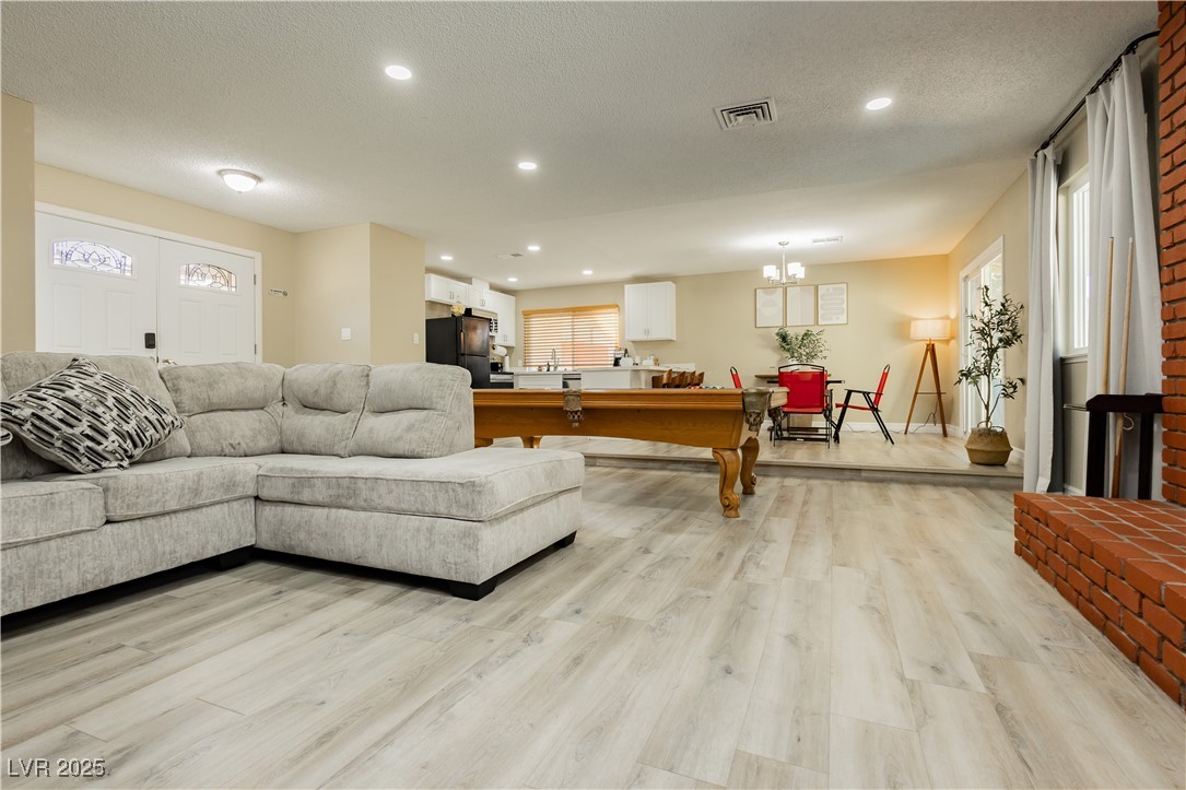 3659 Descanso Street