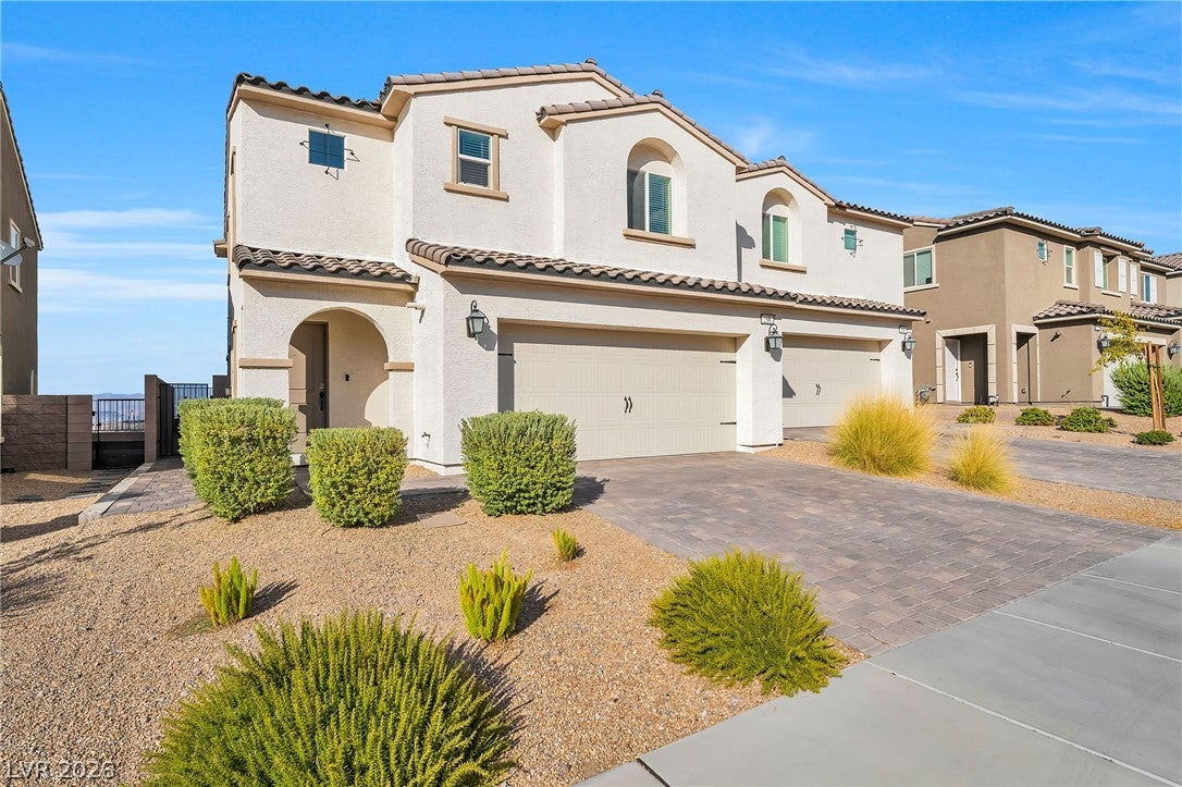 298 QUAIL FINCH Drive