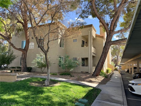 Condo For Rent - 3145 Flamingo Road #2043<br/> Las Vegas, NV 89121