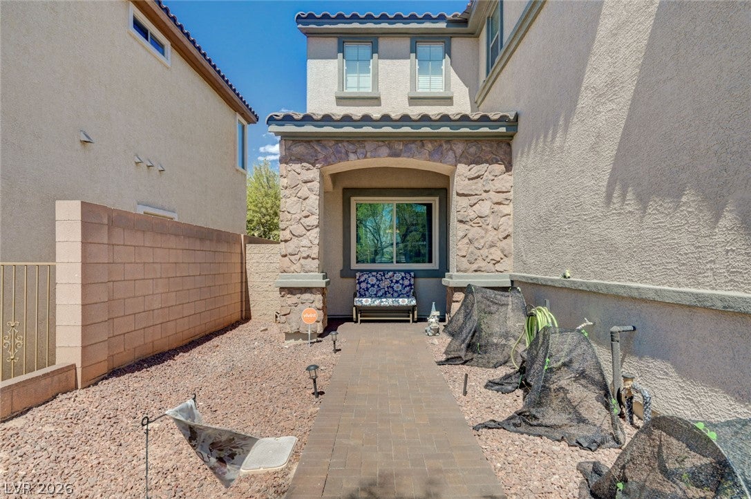 260 Jessica Grove Street