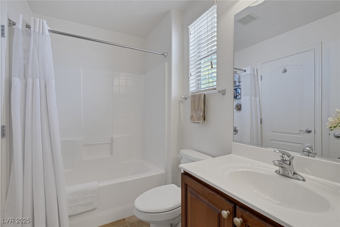 7872 Regency Park Street, Las Vegas, Nevada image 33