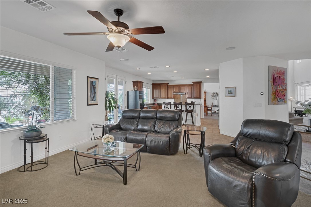 7872 Regency Park Street, Las Vegas, Nevada image 14