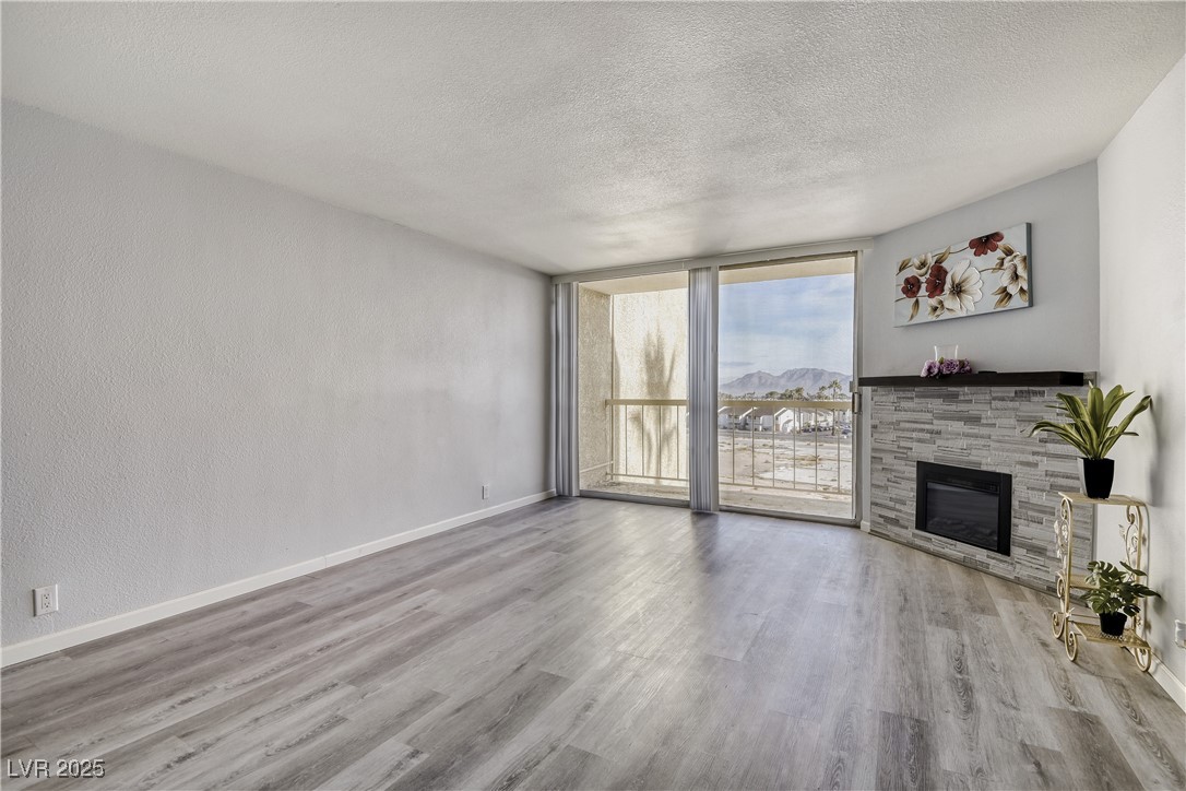 745 N Royal Crest Circle 141