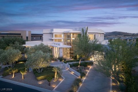 Photo of 27 Meadowhawk Lane, Las Vegas, NV 89135 (MLS # 2612602)