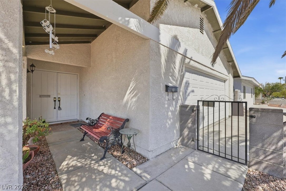 3557 Rosewood Street