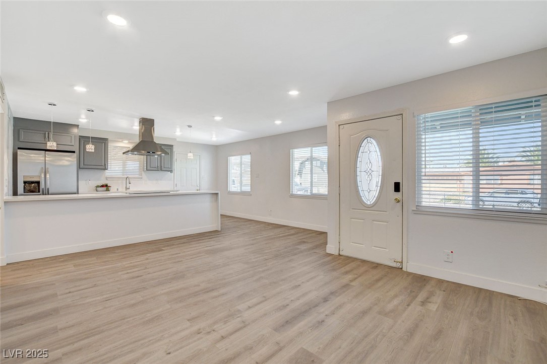 5409 Holmby Avenue, Las Vegas, Nevada image 6