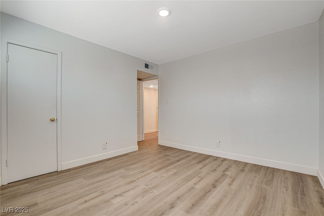 5409 Holmby Avenue, Las Vegas, Nevada image 30