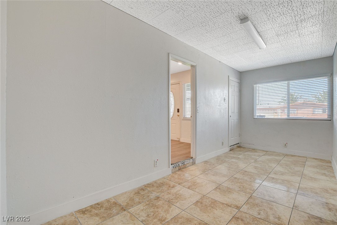 5409 Holmby Avenue, Las Vegas, Nevada image 18