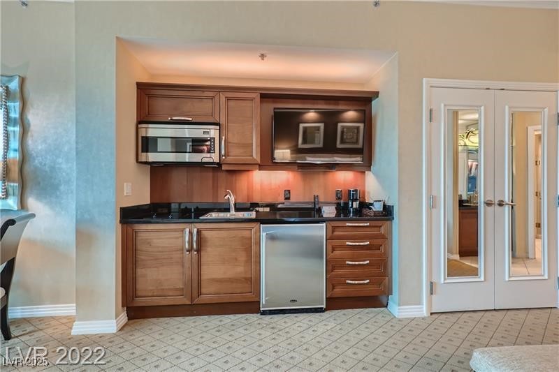 145 E Harmon Avenue 1405